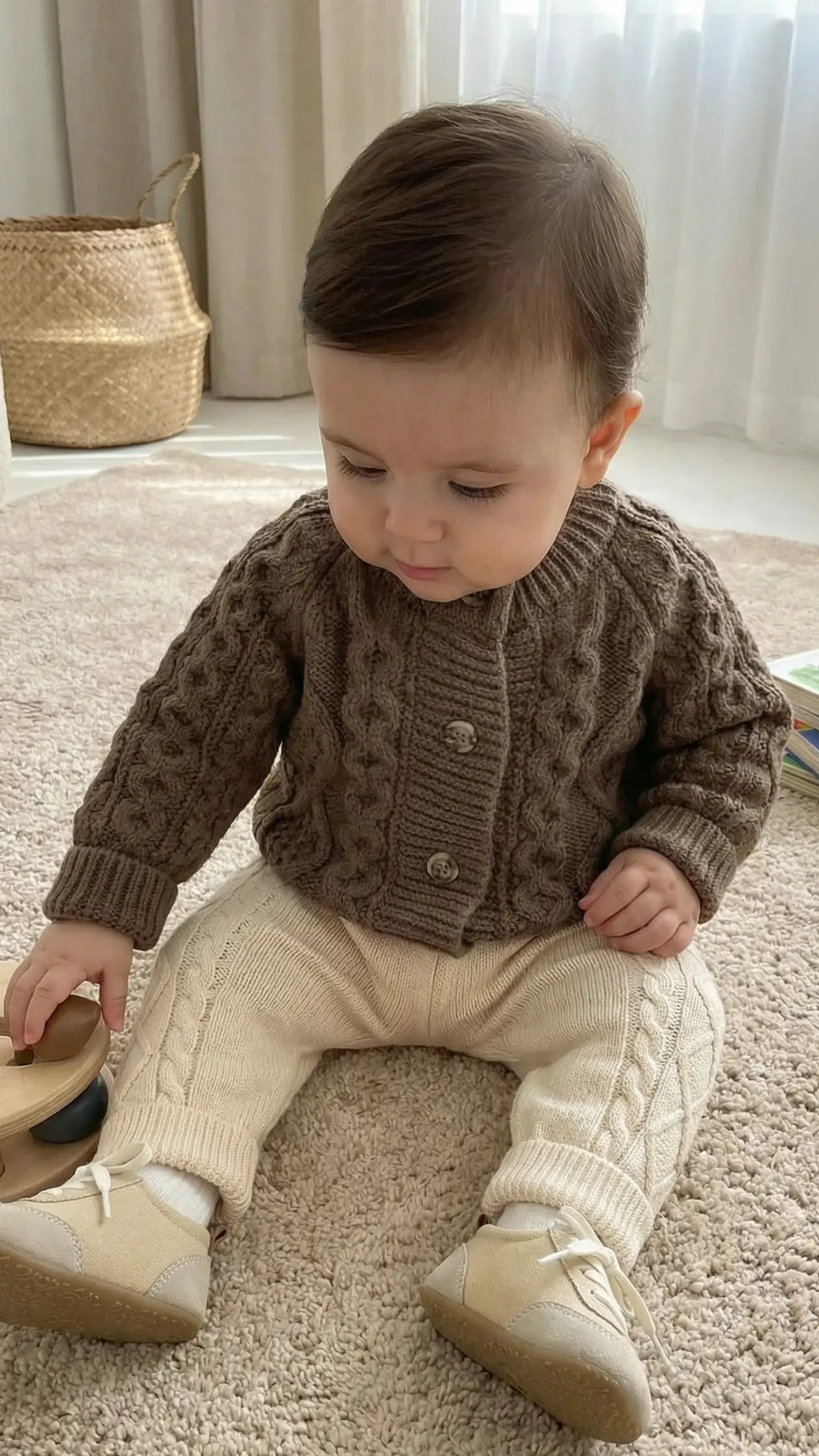 Élanoora Chatsworth - Boys' Baby Cardigan