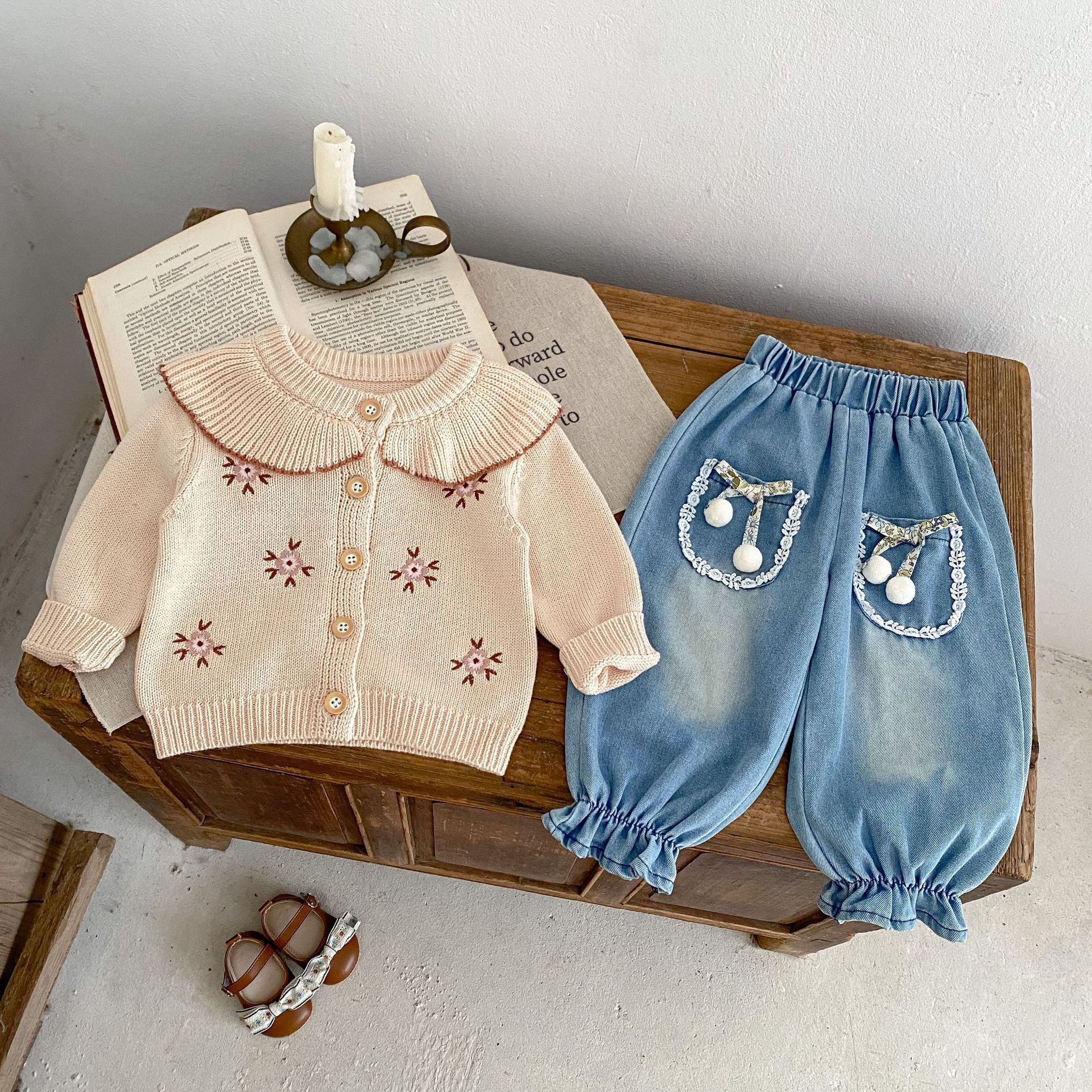 Baby Drawing Lapel Embroidered Knitted Coat